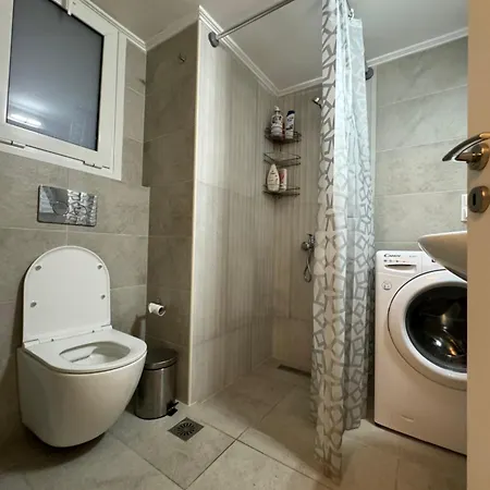Aris Patisia Apartament *