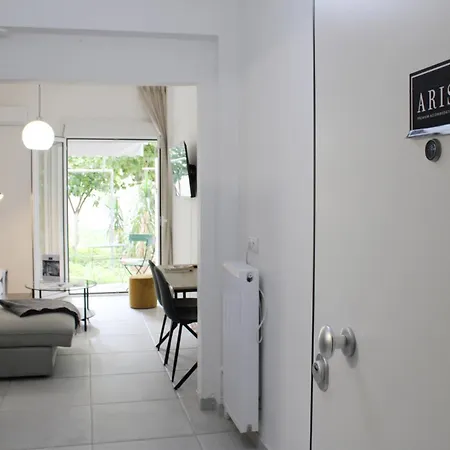 Apartment Aris Patisia Athens